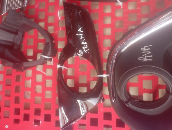 Nissan Teana Fog Light Cover