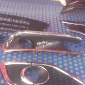 Toyota Premio 270 Fog Light Cover